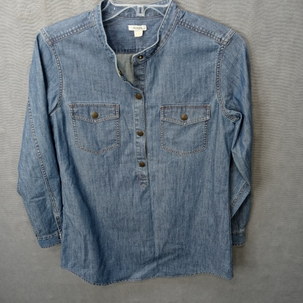 Fossil Womens Denim Popover Top Metal Snap Button Size S Blue Jean Shirt Long Sl